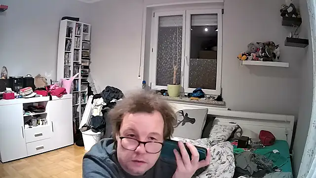 larsgessner30 online show from 11-19-25, 09:59