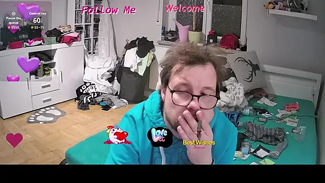 larsgessner30 online show from 10-24-25, 09:25