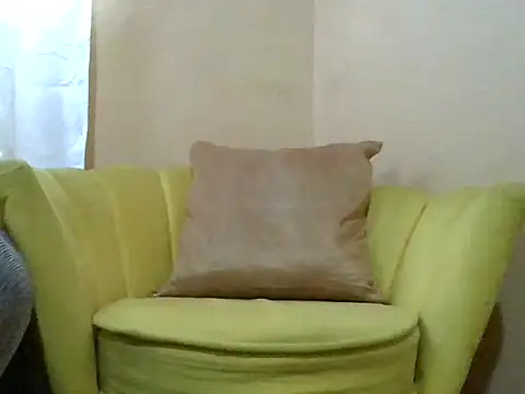 Snapshot of Pineda-301193 chatting on 10-18-25, 11:23 Pineda-301193 online show from 10-18-25, 11:23