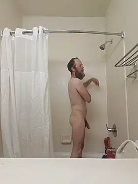 Snapshot of dougyhung2231 chatting on 03-18-26, 01:24 dougyhung2231 online show from 03-18-26, 01:24