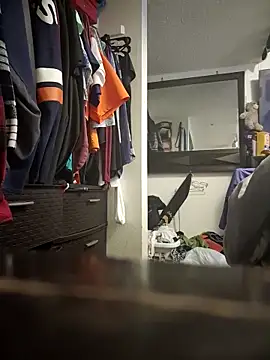 Snapshot of dougyhung2231 chatting on 03-29-26, 08:32 dougyhung2231 online show from 03-29-26, 08:32