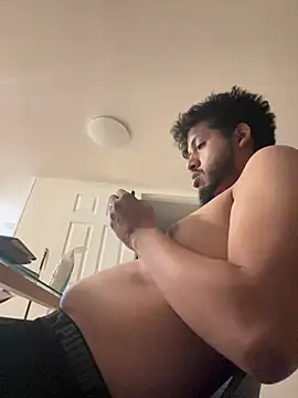 casadoscuriosos97 online show from 12-18-24, 01:02