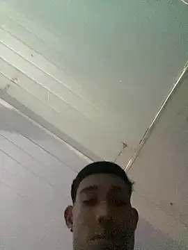 novinhooxz online show from 05-07-26, 07:23