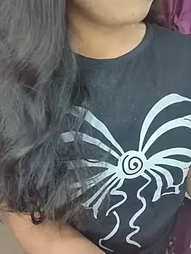 Snapshot of Tanvi-patil chatting on 09-20-25, 05:07 Tanvi-patil online show from 09-20-25, 05:07