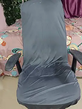 Snapshot of Tanvi-patil chatting on 09-23-25, 04:25 Tanvi-patil online show from 09-23-25, 04:25