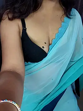 Snapshot of Tanvi-patil chatting on 01-16-25, 07:28 Tanvi-patil online show from 01-16-25, 07:28