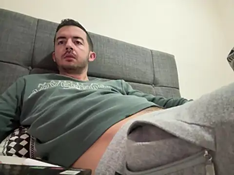 laynufff online show from 04-04-26, 05:58