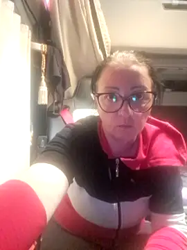 Snapshot of cuplubijoanna chatting on 03-07-25, 06:43 cuplubijoanna online show from 03-07-25, 06:43