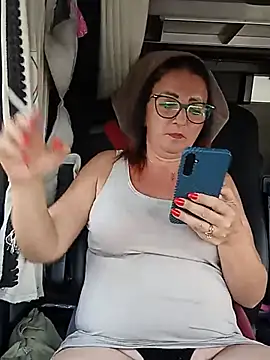Snapshot of cuplubijoanna chatting on 07-15-26, 05:09 cuplubijoanna online show from 07-15-26, 05:09