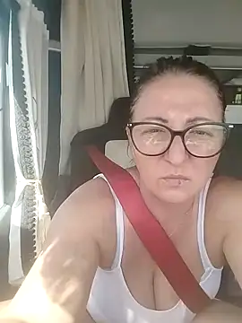 Snapshot of cuplubijoanna chatting on 09-17-25, 11:12 cuplubijoanna online show from 09-17-25, 11:12