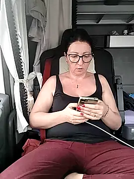 cuplubijoanna online show from 01-10-26, 09:48