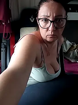 cuplubijoanna online show from 11-22-25, 03:22