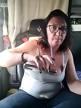 Snapshot of cuplubijoanna chatting on 10-24-25, 04:28 cuplubijoanna online show from 10-24-25, 04:28