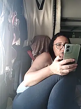 cuplubijoanna online show from 11-04-25, 10:41