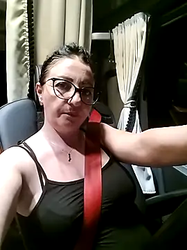 cuplubijoanna online show from 04-04-26, 01:12