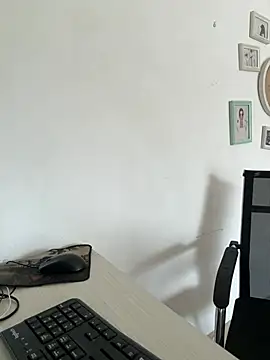 palzkybi123 online show from 07-11-26, 01:50