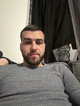 lucasb17 online show from 03-12-26, 08:57