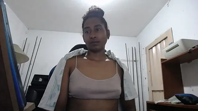 yohatinelly07 online show from 11-28-25, 08:25