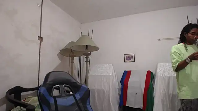 yohatinelly07 online show from 12-04-25, 12:59