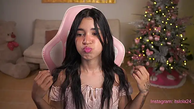 its lola24 online show from 12-17-24, 11:16