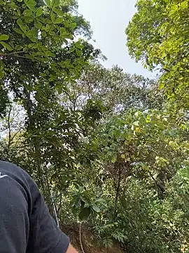 JuicyFruits93 online show from 04-12-26, 05:22