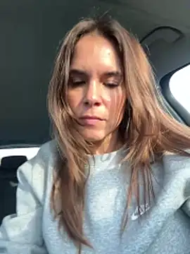 JuicyFruits93 online show from 12-21-25, 10:28