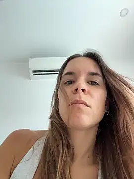 JuicyFruits93 online show from 05-04-26, 06:49