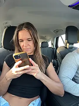 JuicyFruits93 online show from 12-15-25, 01:50