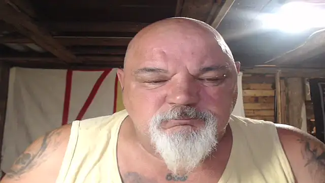 Newfiesausage1972 online show from 06-29-26, 10:00