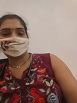 Snapshot of Simaran_bhabhi chatting on 07-11-26, 04:51 Simaran bhabhi online show from 07-11-26, 04:51