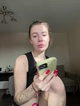 Snapshot of meanexx chatting on 03-18-25, 05:45 meanexx online show from 03-18-25, 05:45