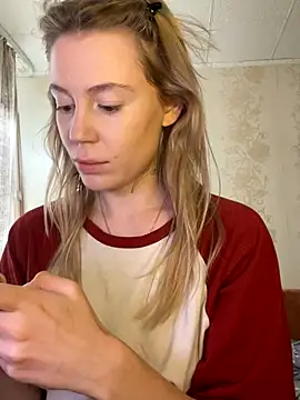 Snapshot of meanexx chatting on 10-04-25, 11:34 meanexx online show from 10-04-25, 11:34