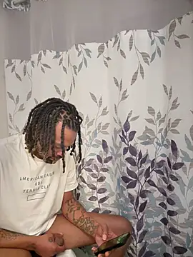 1BeautyN1Beast online show from 01-18-26, 01:47