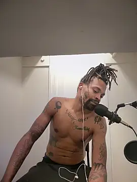 1BeautyN1Beast online show from 02-24-26, 04:19