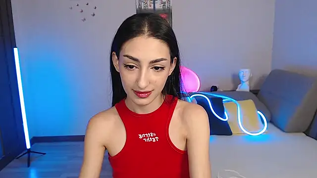 Lina Robbins online show from 03-10-25, 12:18