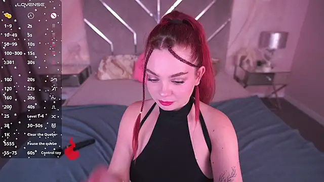 Snapshot of CarolinaDia chatting on 02-27-25, 11:48 CarolinaDia online show from 02-27-25, 11:48