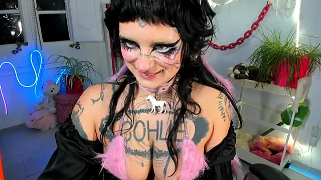 lady sontse  online show from 02-25-26, 07:47