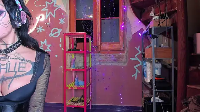 lady sontse  online show from 11-08-25, 09:07