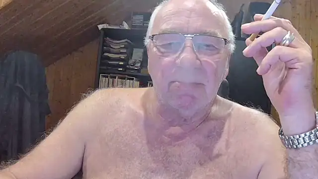 Snapshot of biggandybig chatting on 03-14-26, 05:30 biggandybig online show from 03-14-26, 05:30