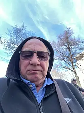 Snapshot of biggandybig chatting on 04-02-26, 11:39 biggandybig online show from 04-02-26, 11:39