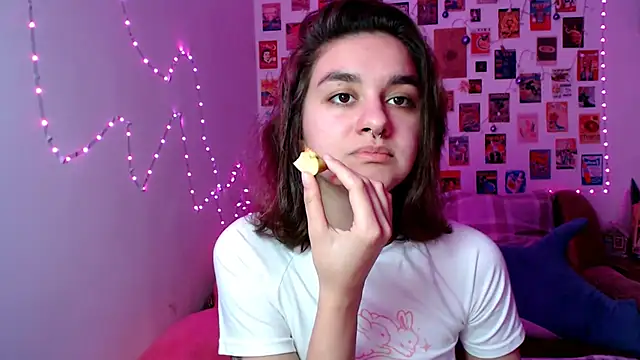 Celine Dionn online show from 01-17-25, 02:50