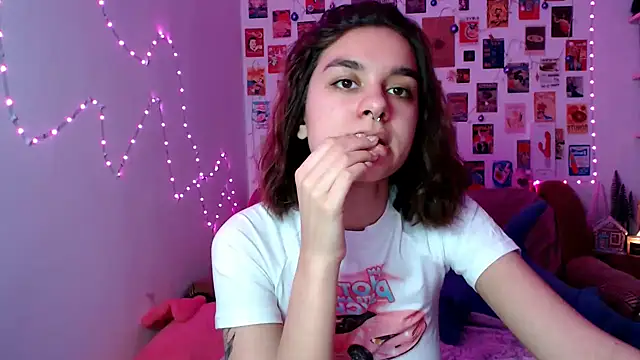 Celine Dionn online show from 12-18-24, 11:13