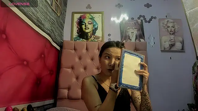 Yaumiko online show from 09-16-25, 11:33