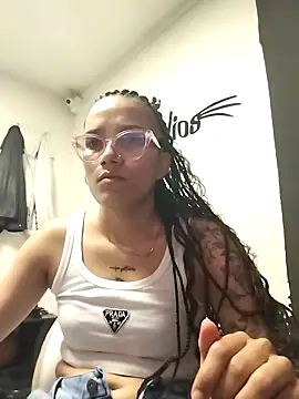 Yaumiko online show from 11-18-25, 11:59