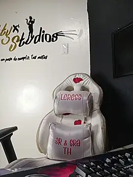 Yaumiko online show from 11-27-25, 07:14