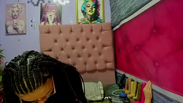 Yaumiko online show from 11-20-25, 01:56