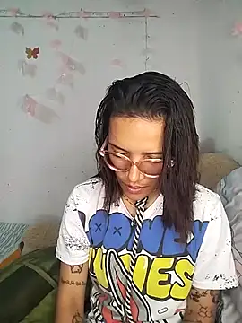 Yaumiko online show from 02-10-26, 12:42