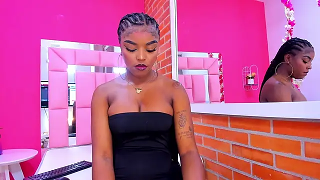 Snapshot of malu_horny_69 chatting on 12-10-24, 02:28 malu horny 69 online show from 12-10-24, 02:28