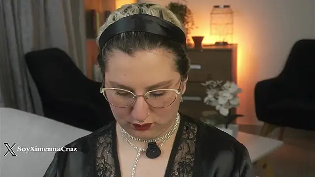 Ximenna Cruz online show from 03-18-26, 09:48