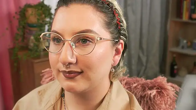 Ximenna Cruz online show from 04-04-26, 06:58